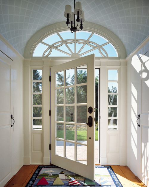 Entry doors with sidelights do light up a room!