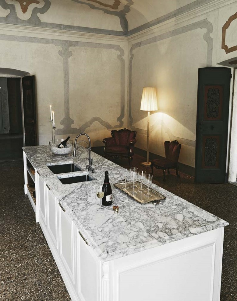 Design ideas for a traditional kitchen in Other.