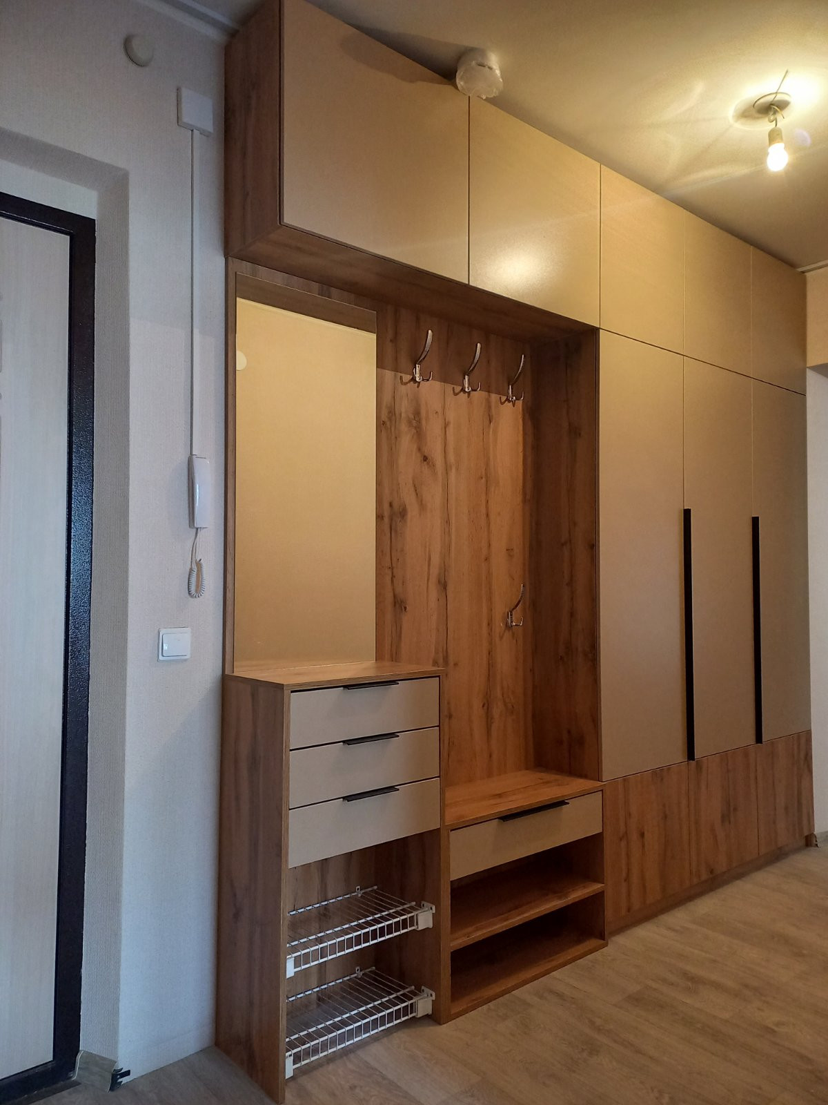 Современные кухни