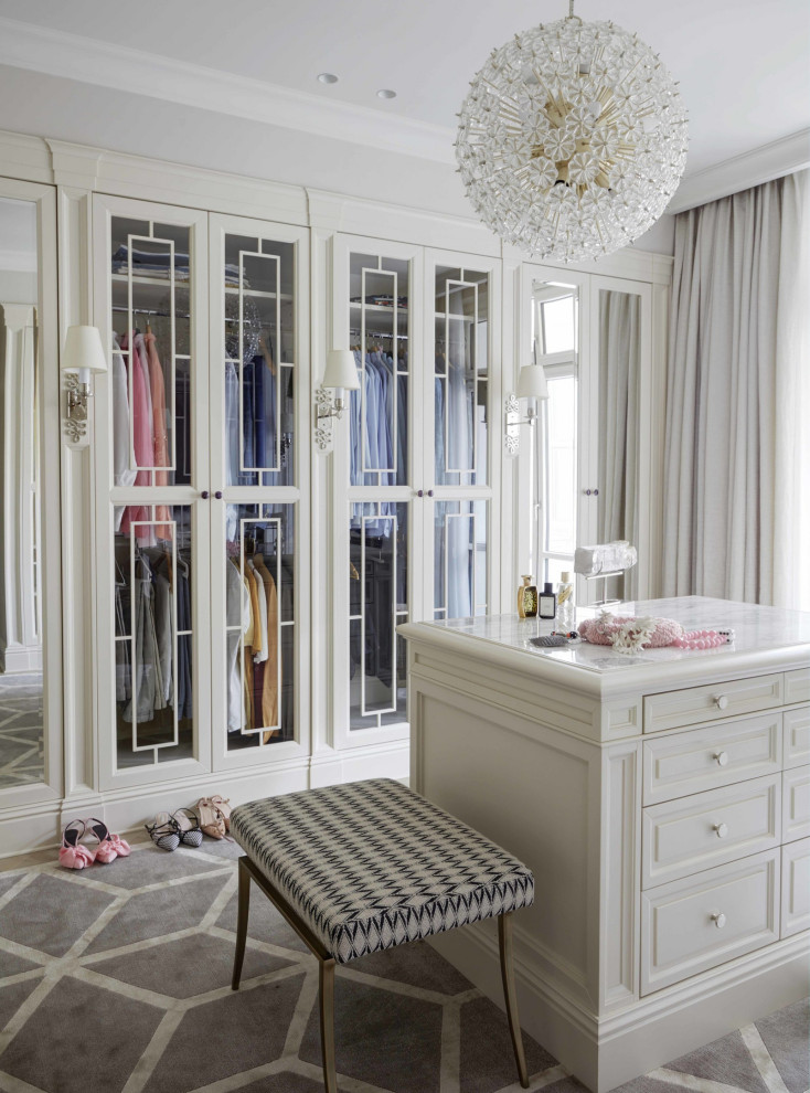This is an example of a transitional storage and wardrobe in Moscow.