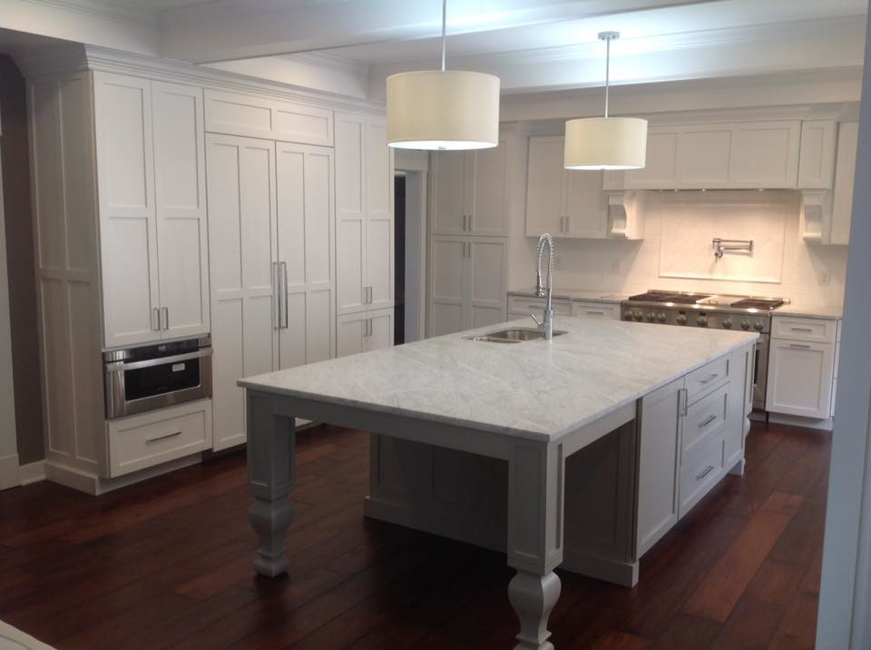 Transitional kitchen photo in Indianapolis
