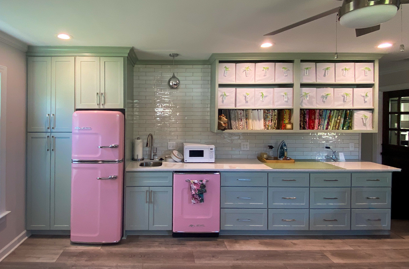 Retro Kitchenette and Craft Space