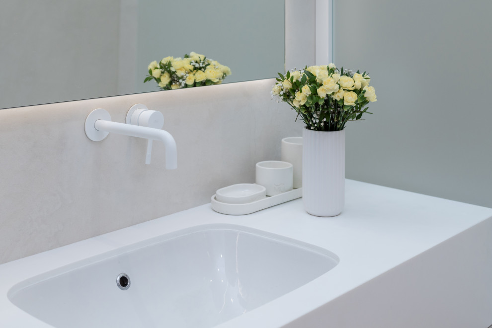 Реализация ЖК "Болконский", квартира с потолками 3,6 метра.