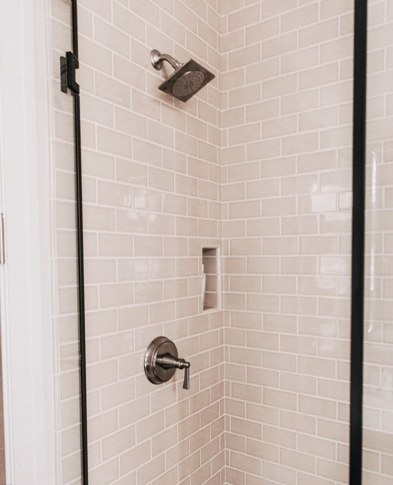 Bathroom - transitional bathroom idea in Phoenix