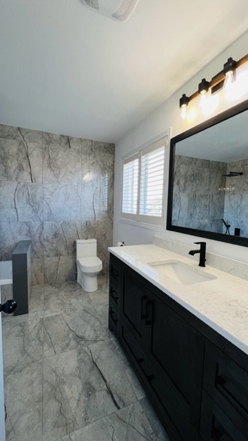 Mud room & Washrooms Remodeling