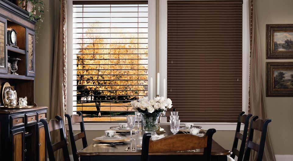 Hunter Douglas Reveal™ with MagnaView™