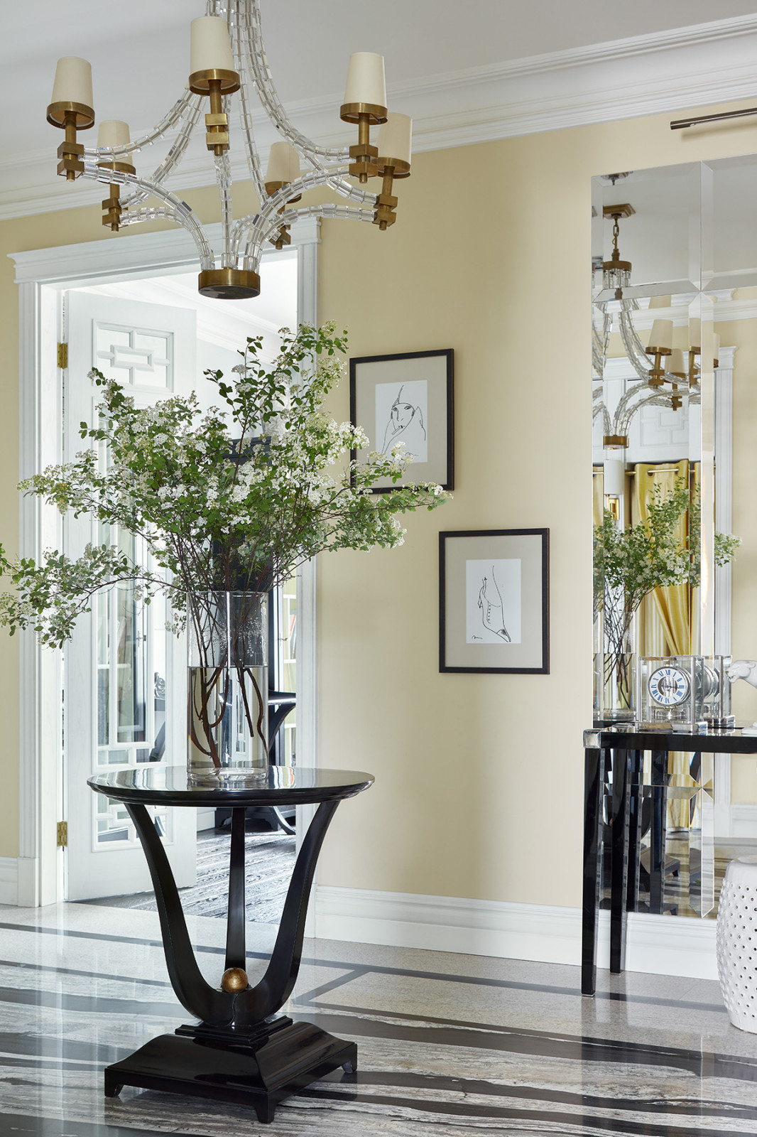 ДВУХЭТАЖНАЯ КВАРТИРА 154 КВ.М НА ПАТРИКАХ