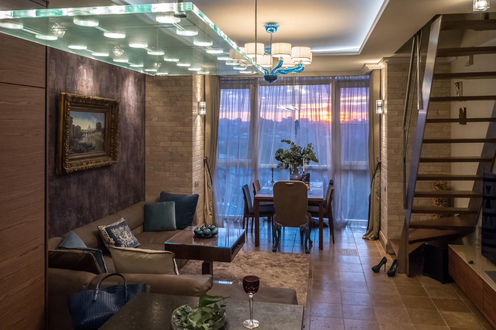 Пентхаус с видом на закат.