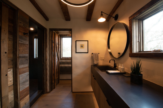 Barn Office eclectique-salle-de-bain