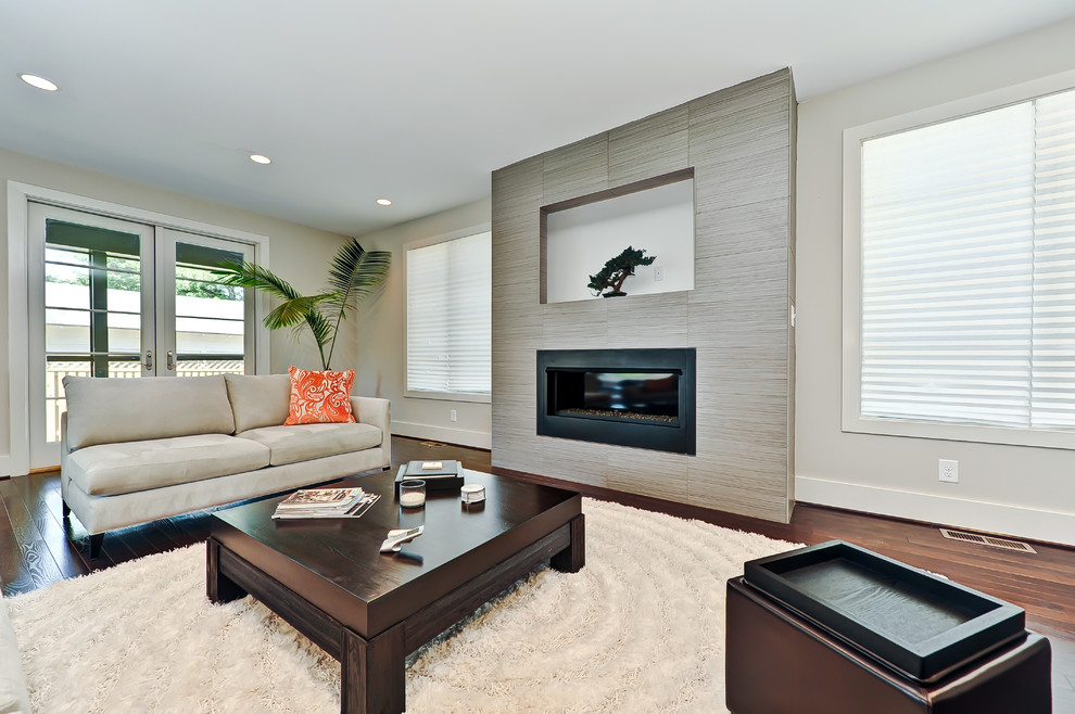 Contemporary living room.