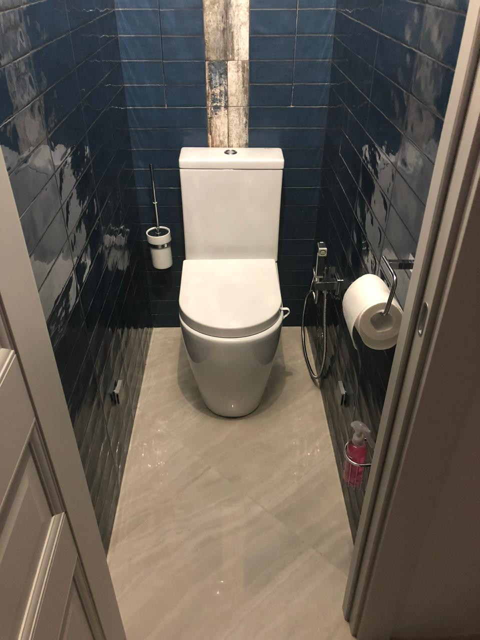 небольшая квартира с кухней в прихожей