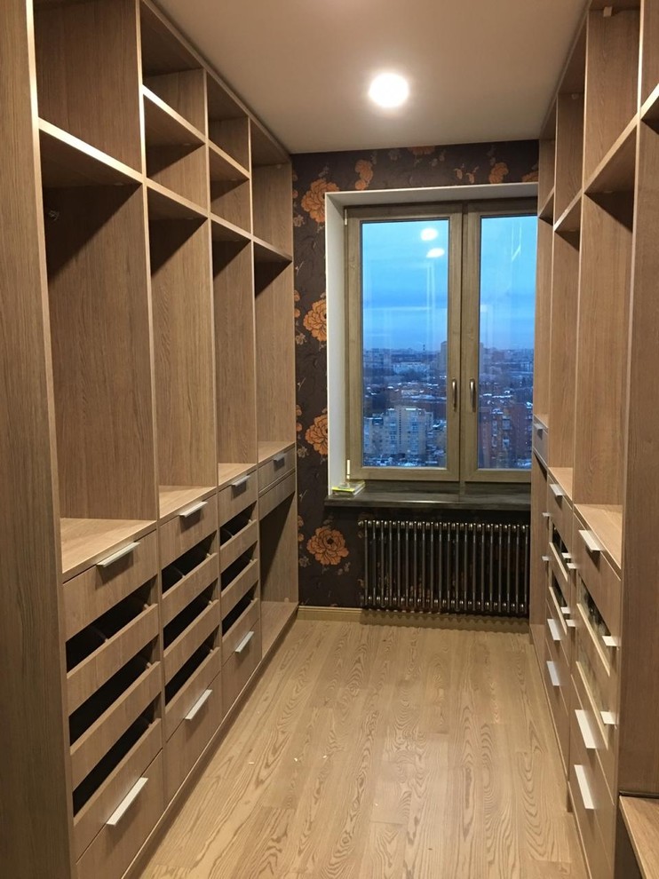 Гардеробная с пантографом в ЖК «До Ре Ми»