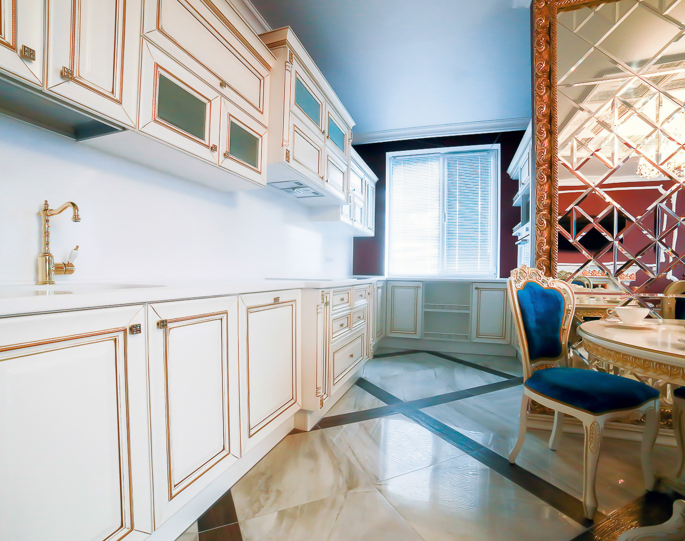 Классический интерьер трехкомнатной квартиры