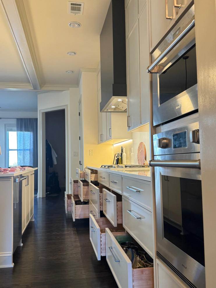 Custom Transitional Kitchen