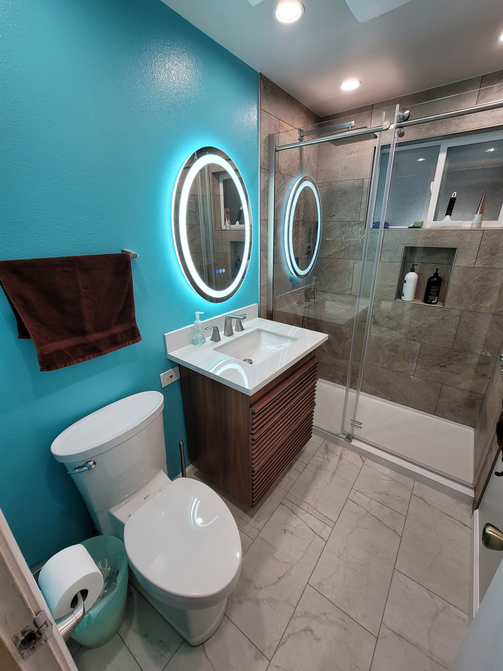 Thompson Bathroom