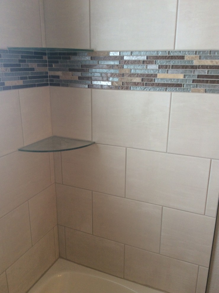 Bathroom - transitional bathroom idea