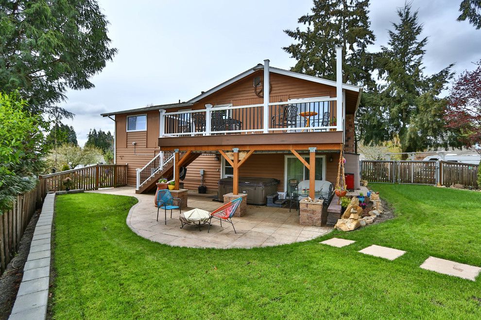 Design ideas for a country deck in Seattle.