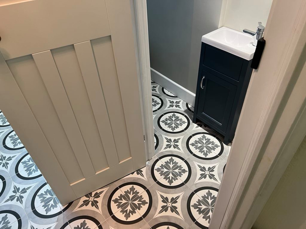 Eastbourne - Porch extension with a WC