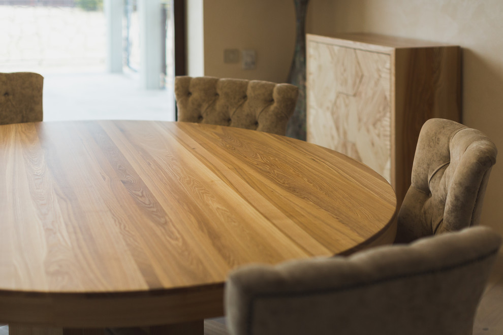 Комод и Стол