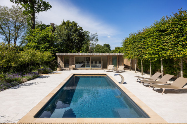 Woodlands Grove trendy-pool