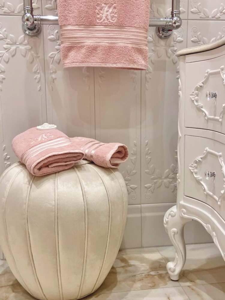 Ванная комната для двух принцесс