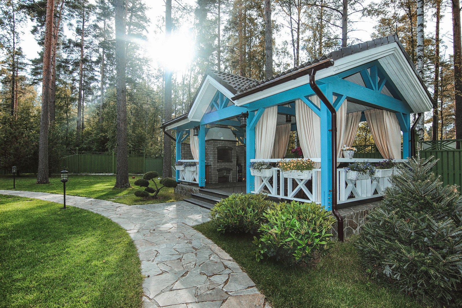 Орехово, разработка фасадов и малых сооружений