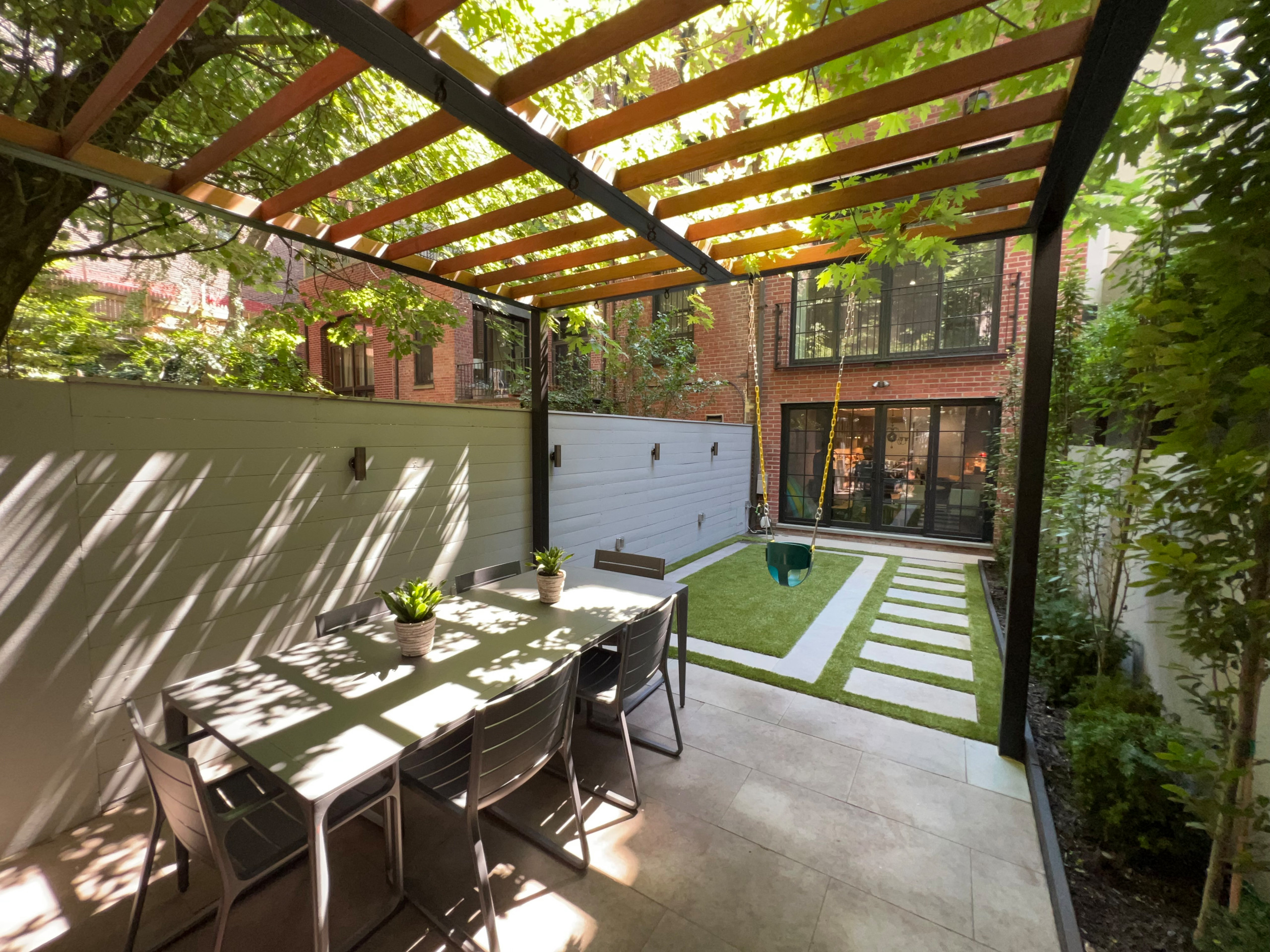 Upper East Side Family Shade Garden