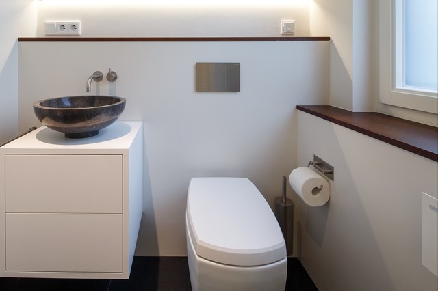 G&auml;stetoilette modern contemporary-toalett