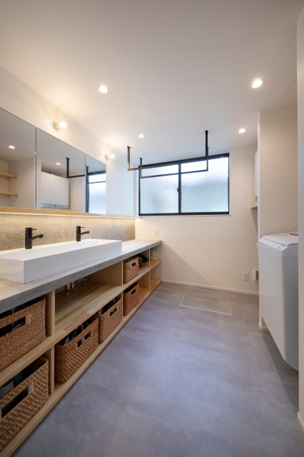 4LDKHBSLDSの３層住宅 bagno-di-servizio