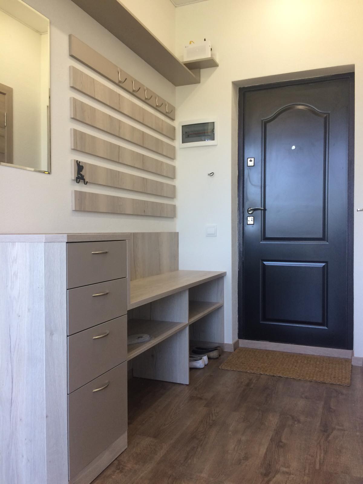 Авторская мебель в коридор