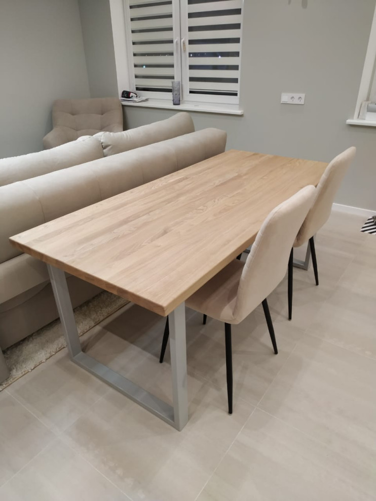 Стол из щита ясеня