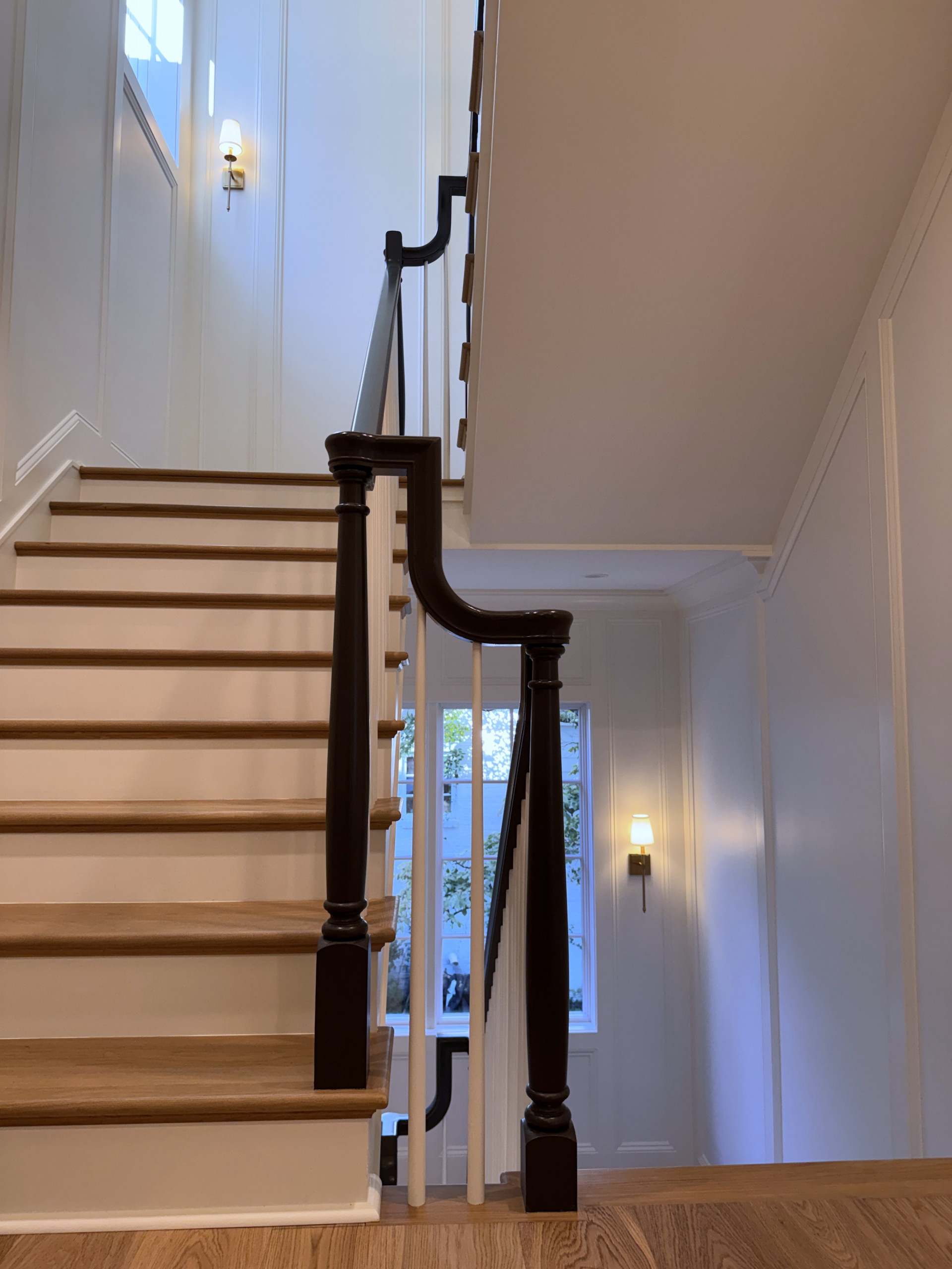 Project #160 | Traditional Box Stair with Gooseneck Handrail
