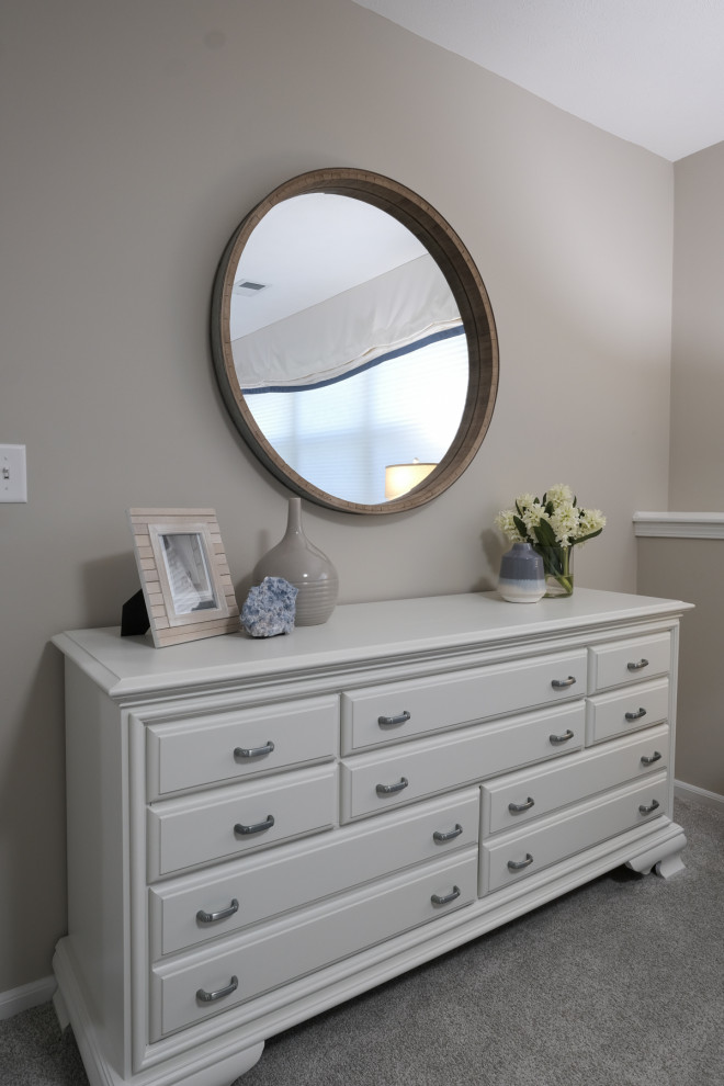 Inspiration for a transitional bedroom remodel in Grand Rapids