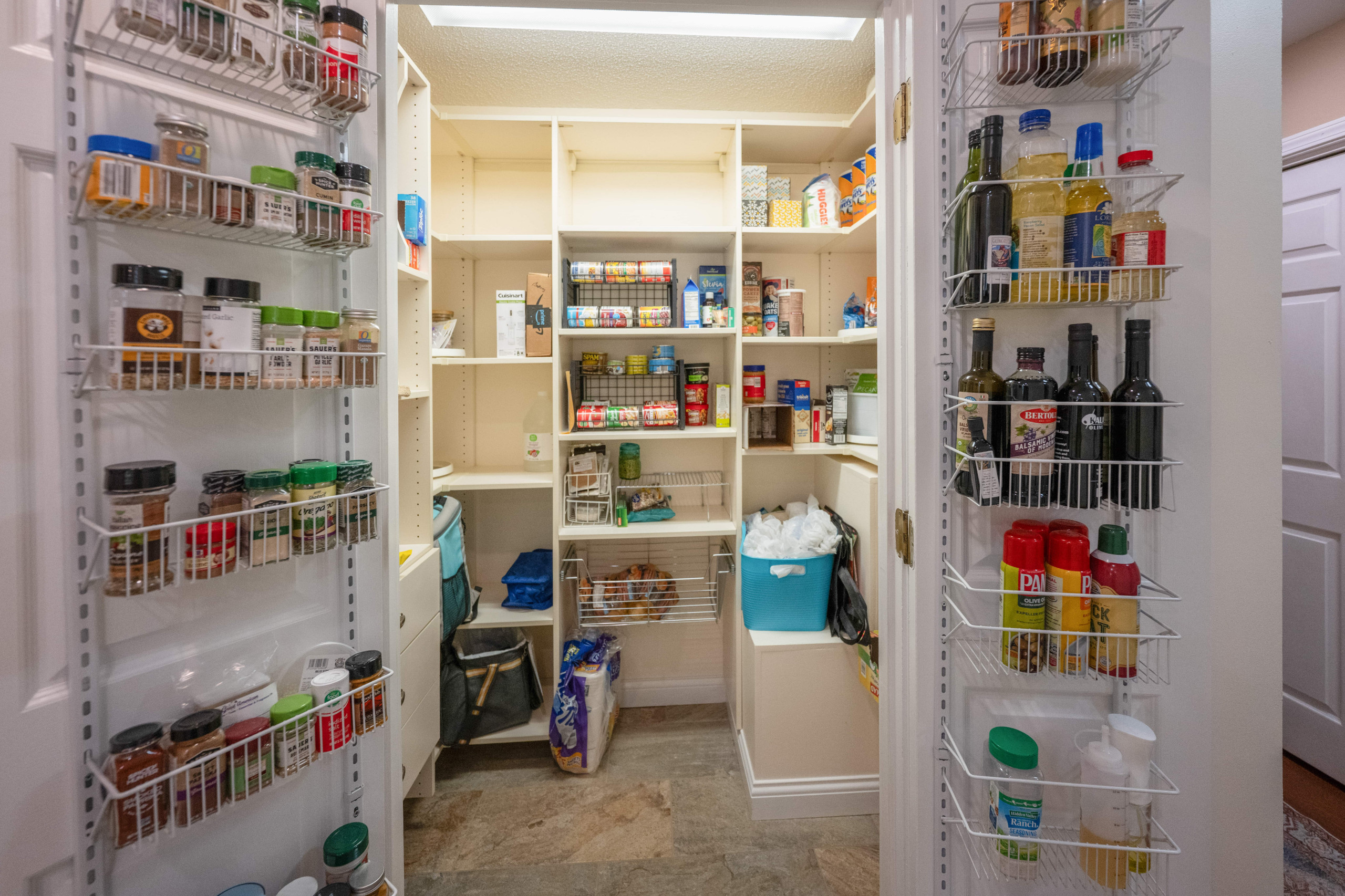 136 Lynhurst Drive - Kitchen