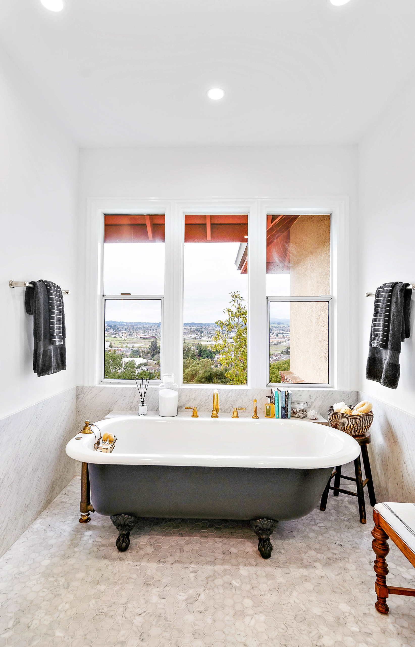 Petaluma | Traditional Master Bathroom Remodel