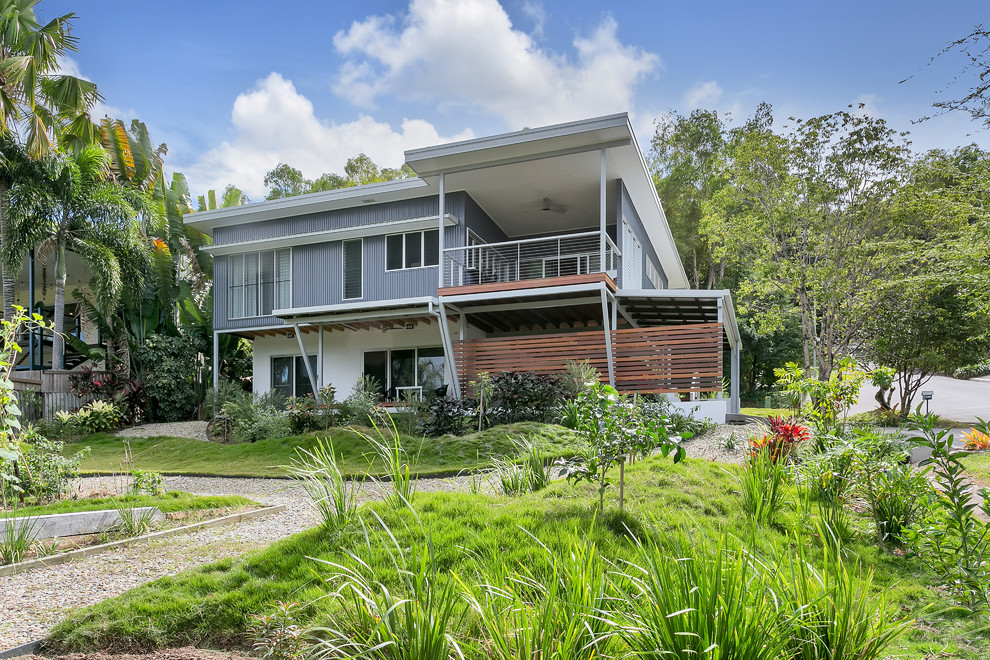 This is an example of a modern exterior in Cairns.
