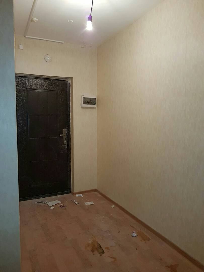 Прихожая "ДО" ремонта по проекту  "СЕВЕРНАЯ ВЕСНА" в СПБ