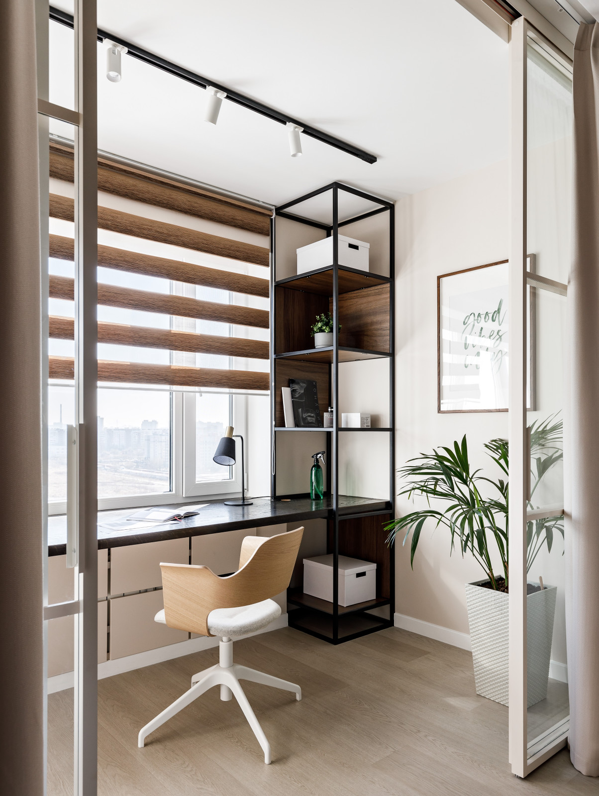 Кабинет в спальне в проекте Свежий воздух