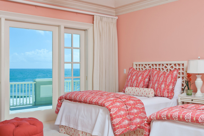 Tropical bedroom in Miami.