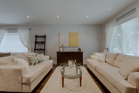 Brookside Drive 2 contemporaneo-salon