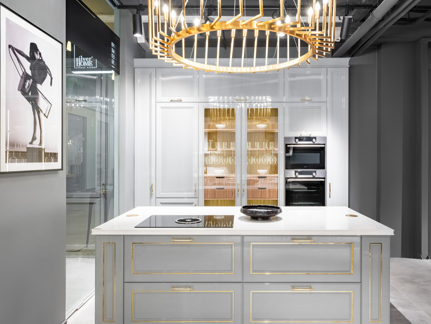 Кухня в латуни