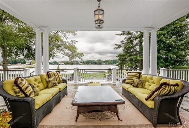 Porch classique-porche