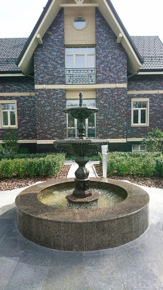 В работе 2016