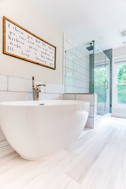 Heglund transitional-bathroom