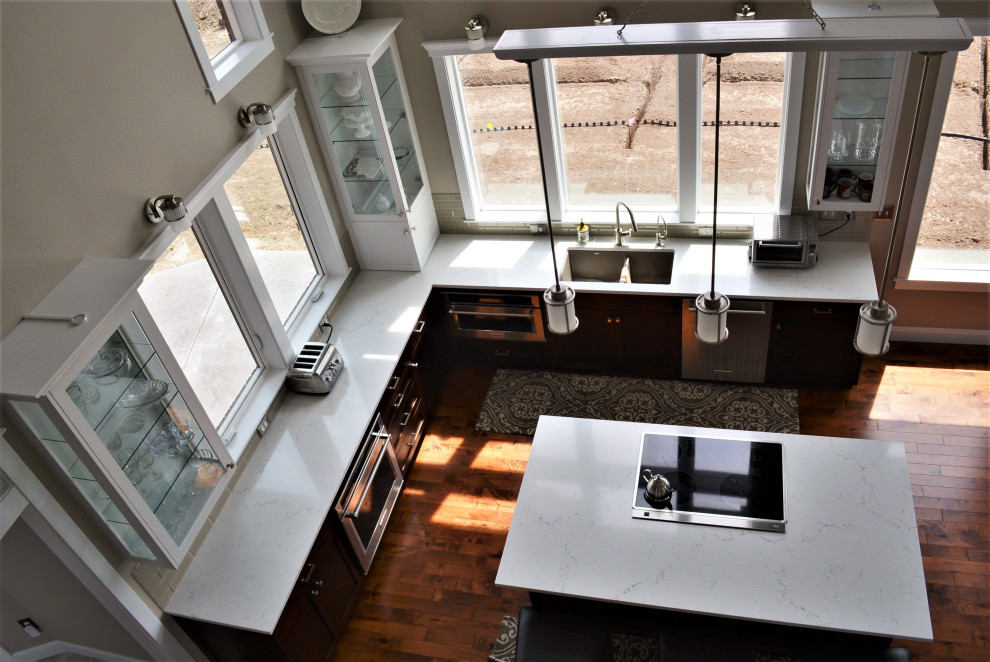 Home design - transitional home design idea in Seattle