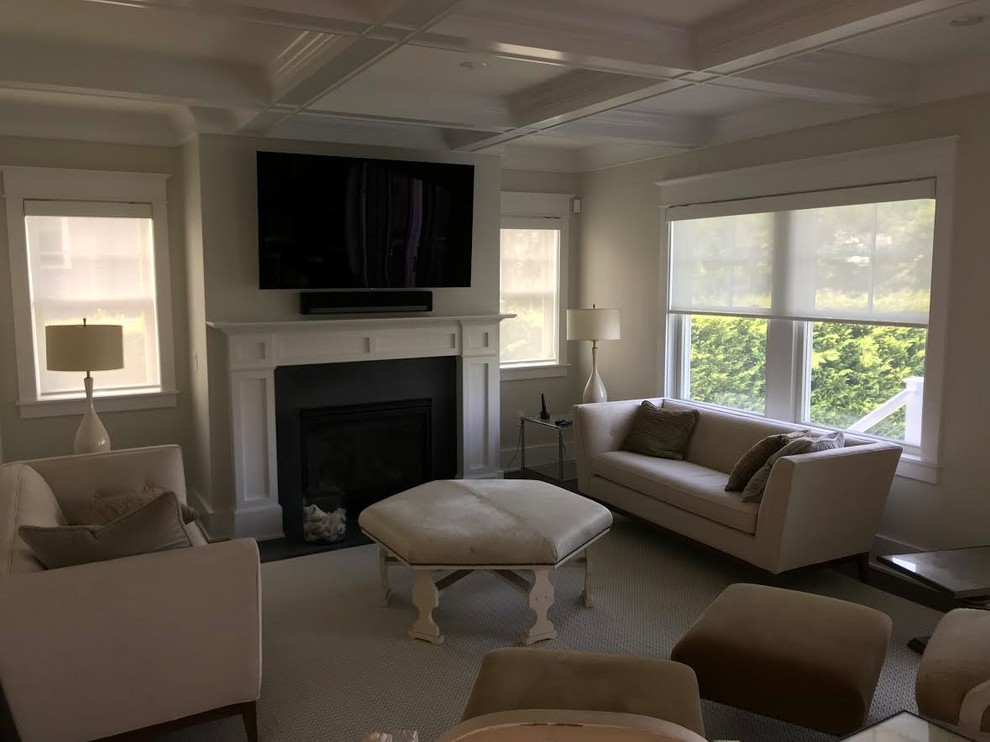 Mantoloking Family Room - Solar Screens