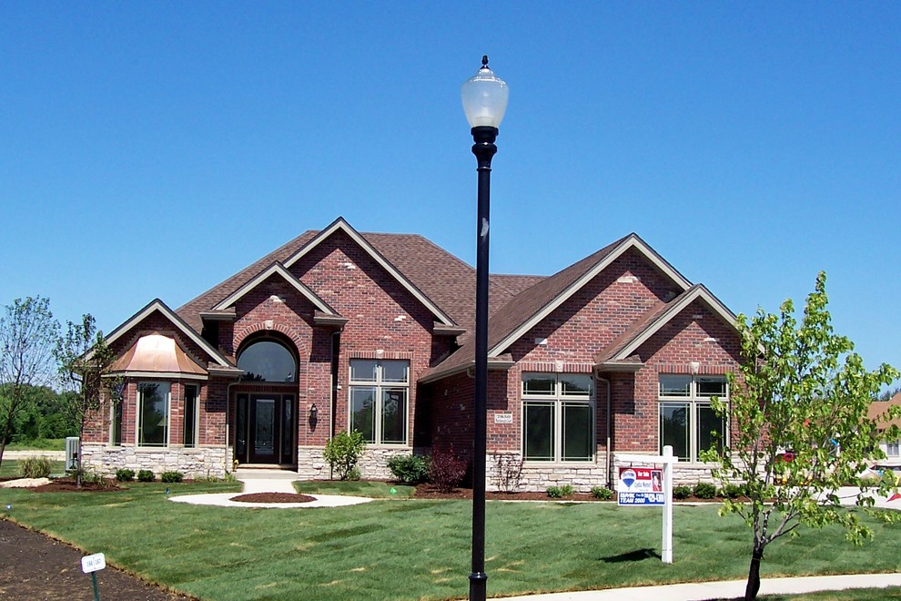 Quantum Homes Traditional Exterior Chicago by Innovative Design