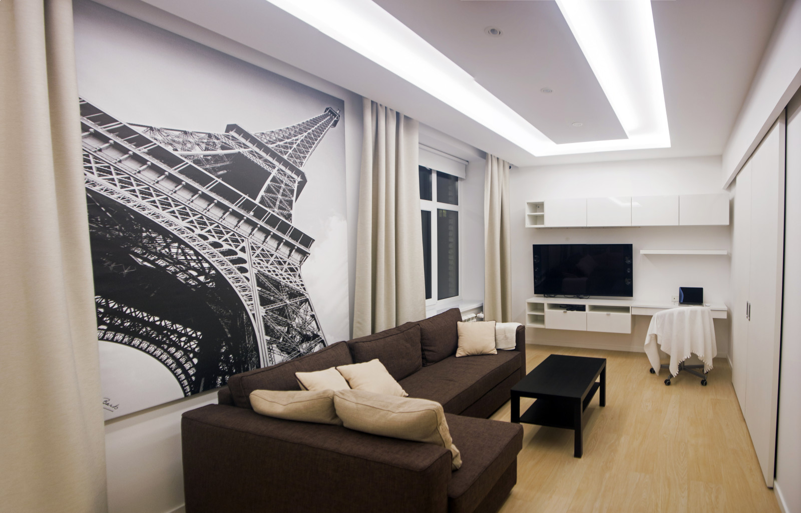 На улице Гастелло