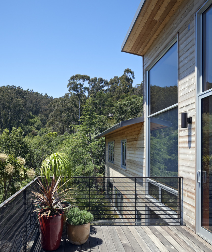 Contemporary balcony in San Francisco with no cover.
