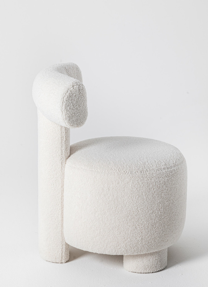 Hessentia | Cornelio Cappellini